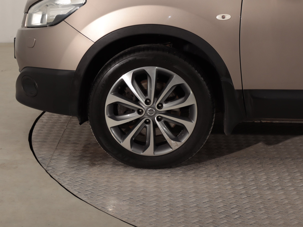 Nissan Qashqai+2