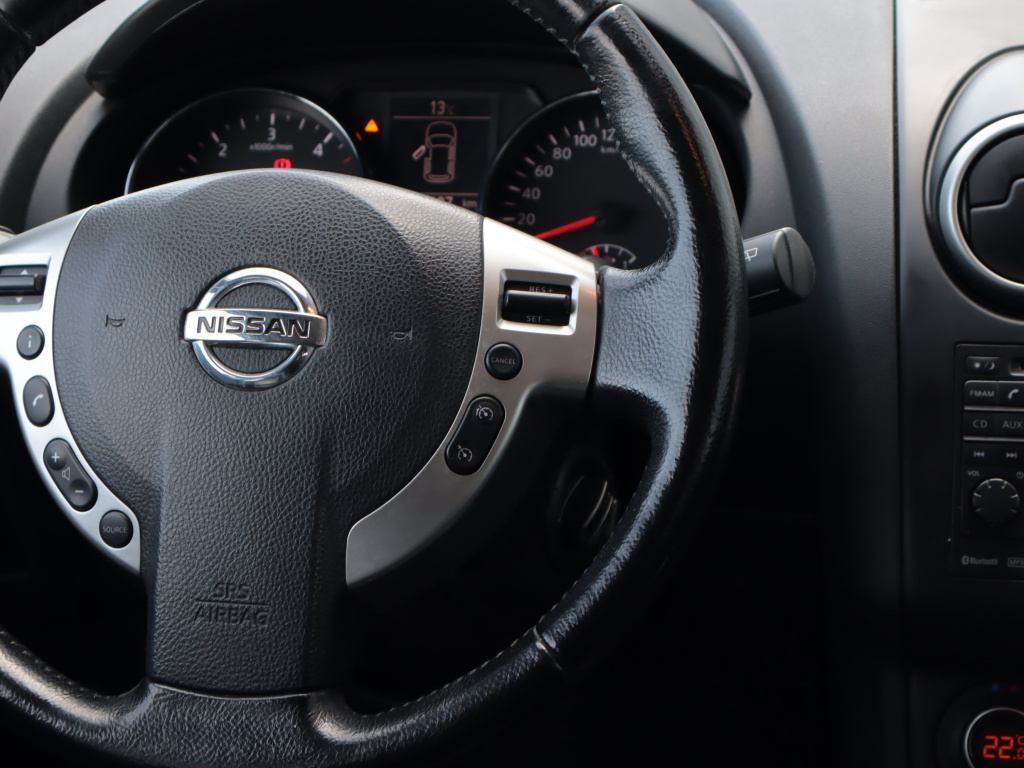Nissan Qashqai+2