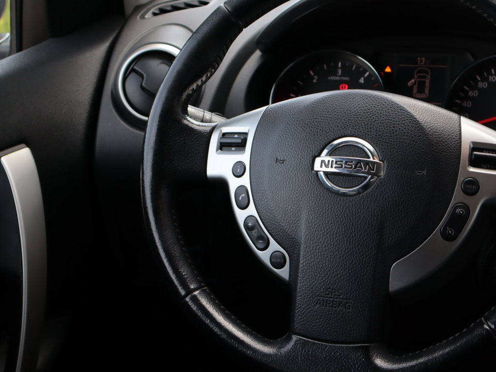 Nissan Qashqai+2