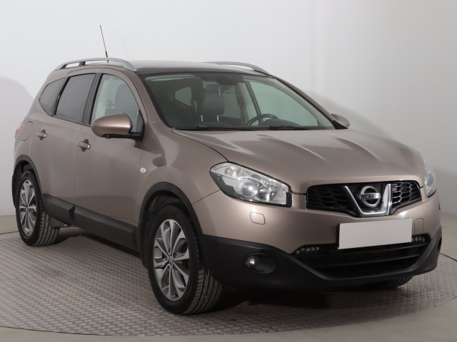 Nissan Qashqai+2 2013