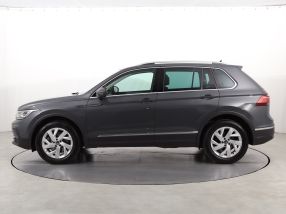 Volkswagen Tiguan - 2022