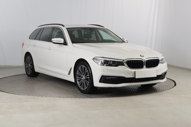 BMW 5 2019