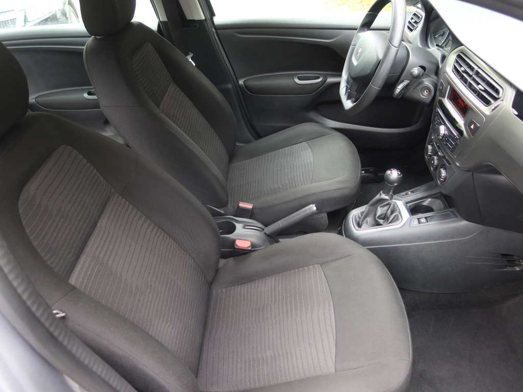 Peugeot 301