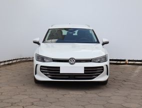 Volkswagen Passat - 2024