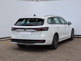 Volkswagen Passat - 2024