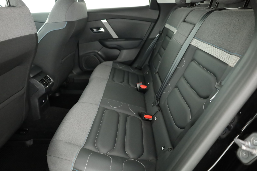 Citroen C4 X