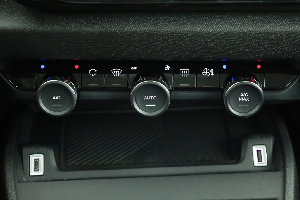 Citroen C4 X