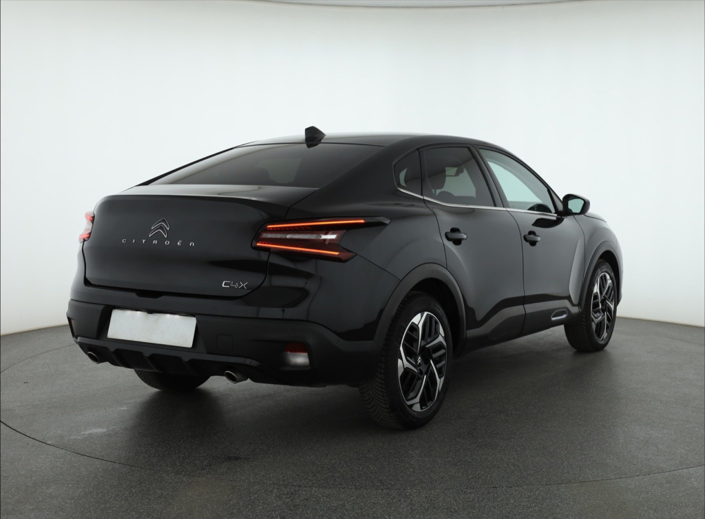 Citroen C4 X