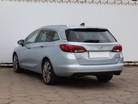 Opel Astra - 2016
