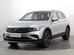 Volkswagen Tiguan - 2021