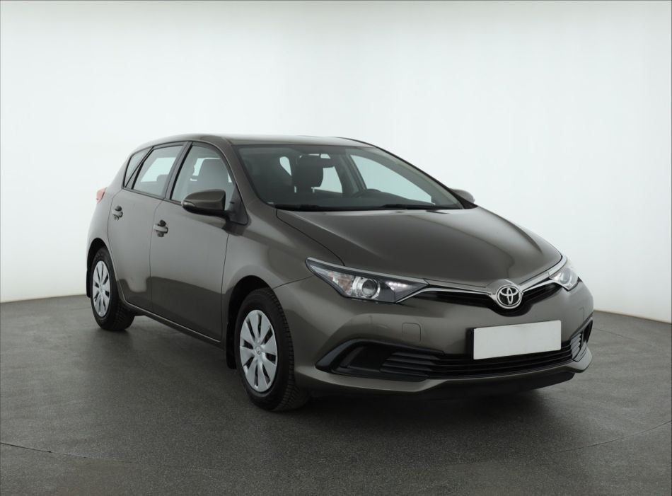 Toyota Auris - 2016
