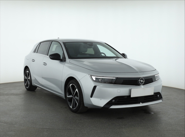 Opel Astra 2023