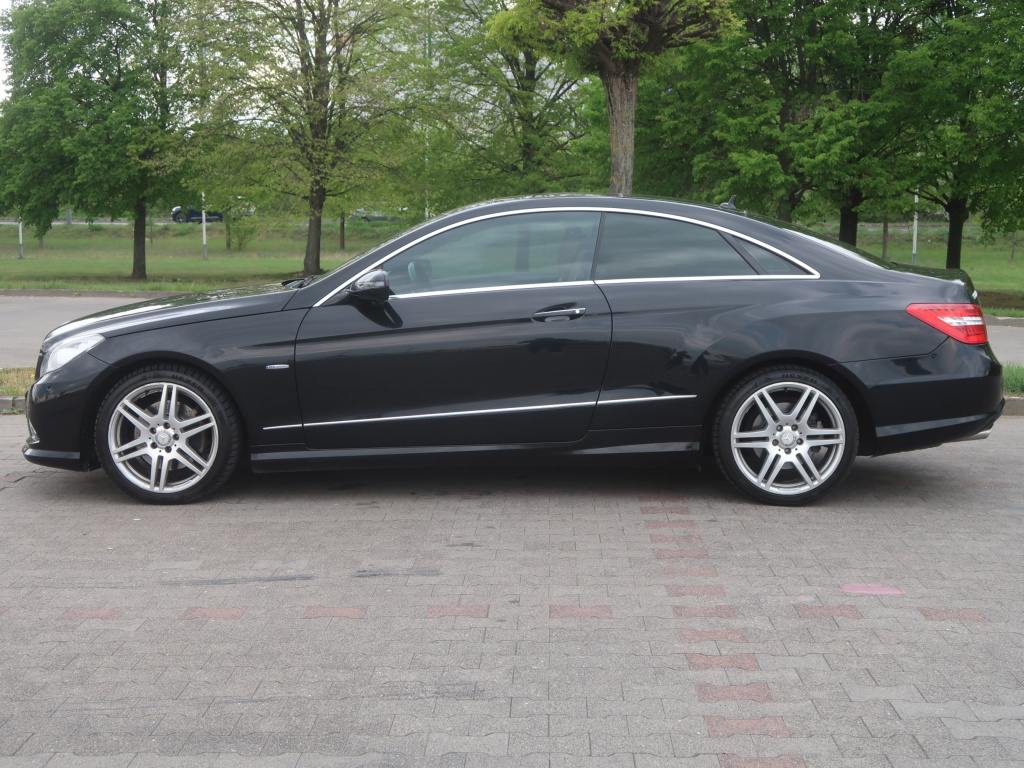 Mercedes-Benz E