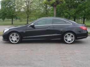 Mercedes-Benz E - 2009