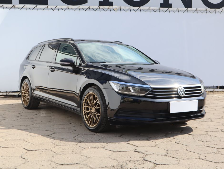 Volkswagen Passat - 2016