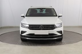 Volkswagen Tiguan - 2021