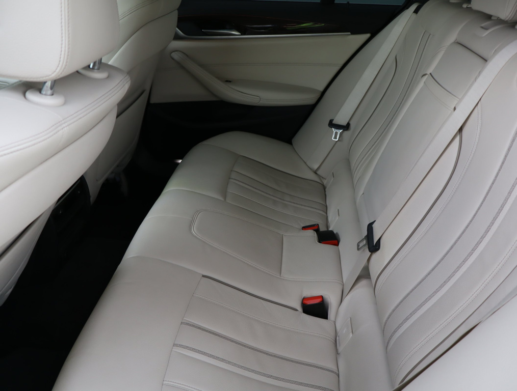 BMW 5