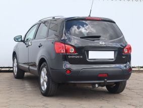 Nissan Qashqai+2 - 2010