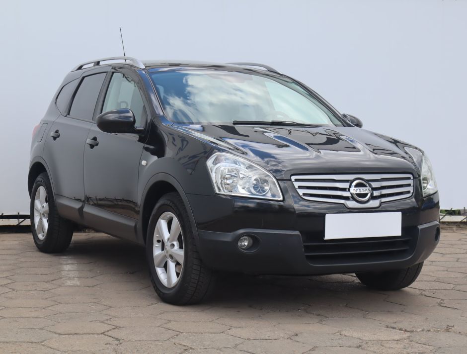 Nissan Qashqai+2 - 2010