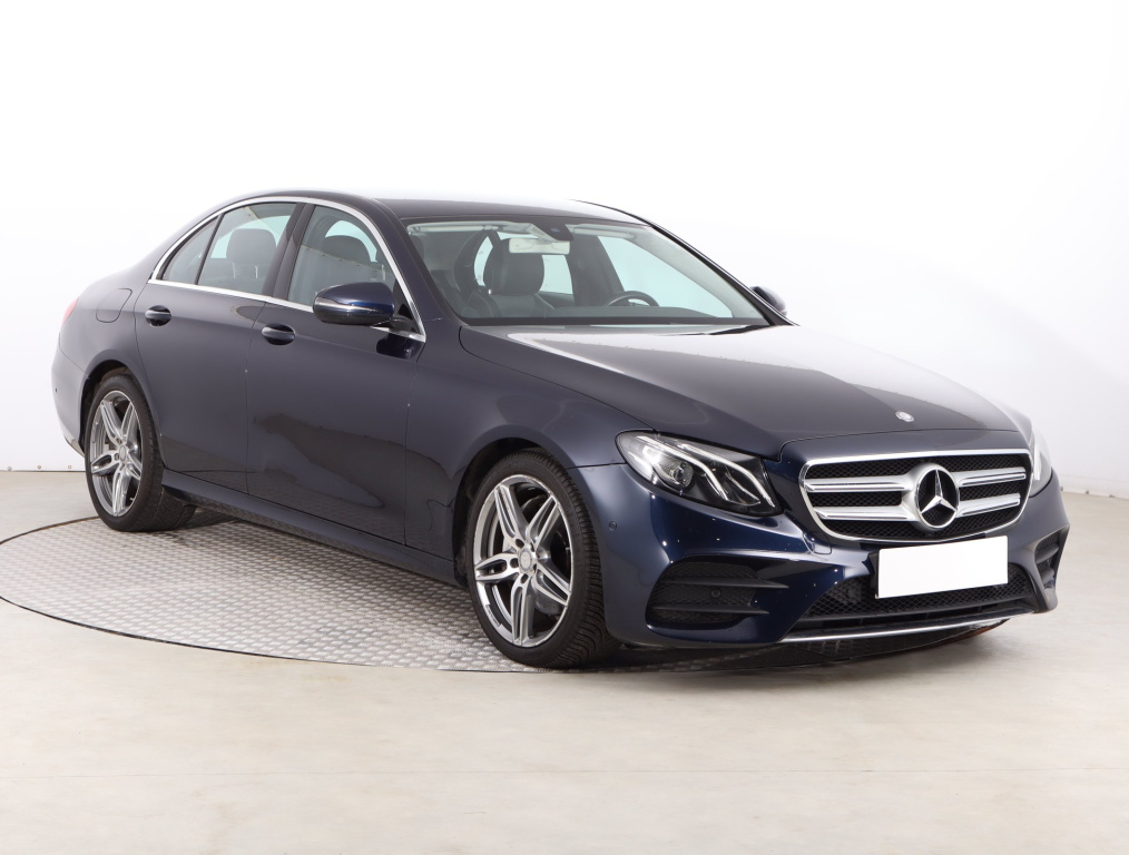 Mercedes-Benz E