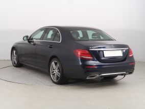 Mercedes-Benz E - 2016
