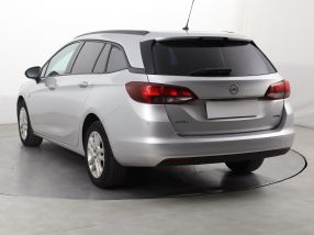 Opel Astra - 2017