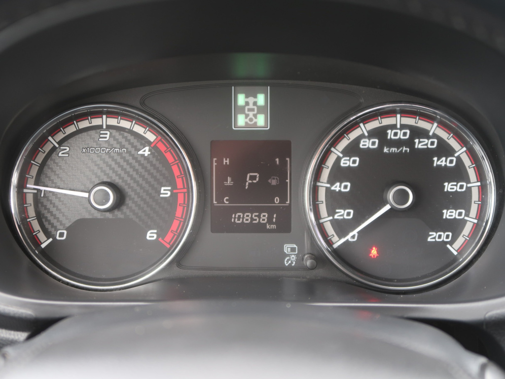 Mitsubishi L200
