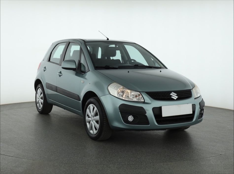 Suzuki SX4 - 2012