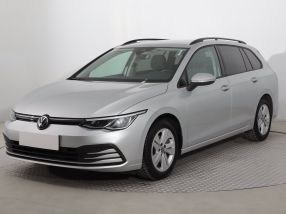 Volkswagen Golf - 2021