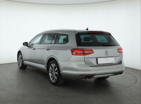 Volkswagen Passat - 2016