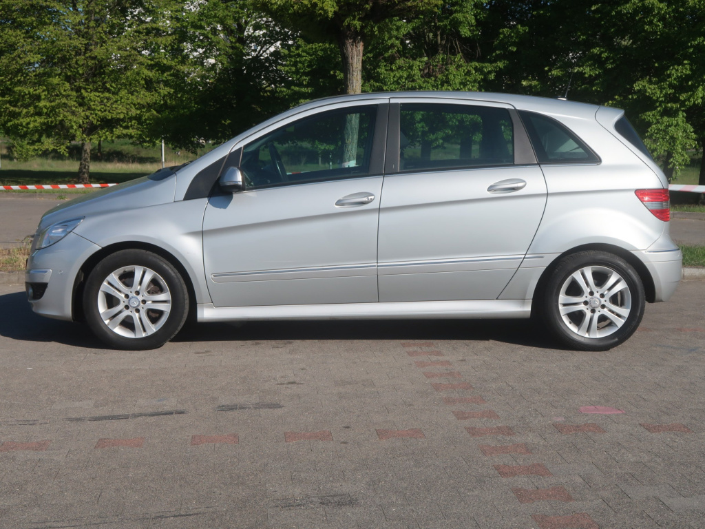 Mercedes-Benz B
