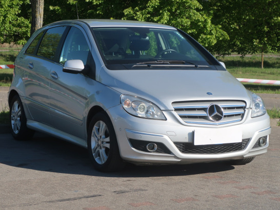 Mercedes-Benz B