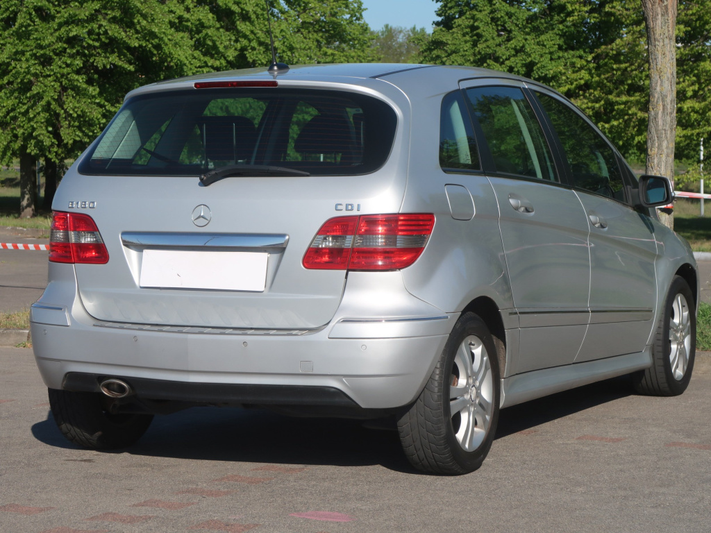 Mercedes-Benz B