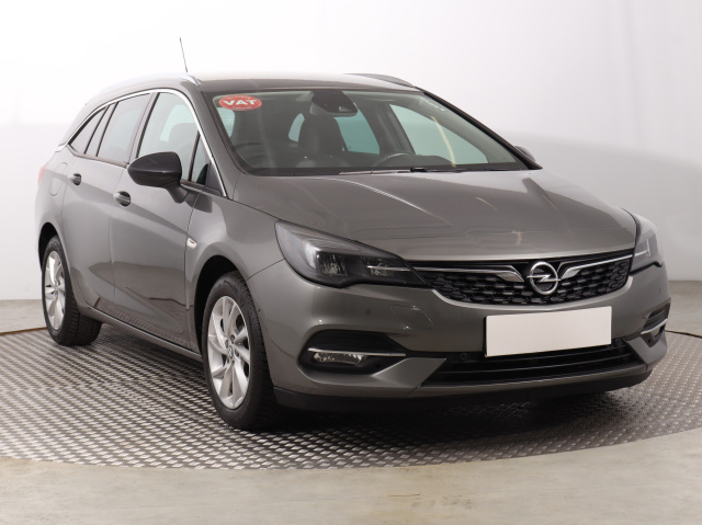 Opel Astra 2021