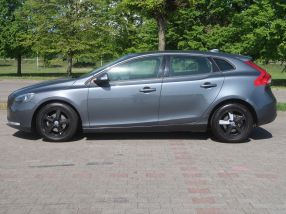 Volvo V40 - 2013