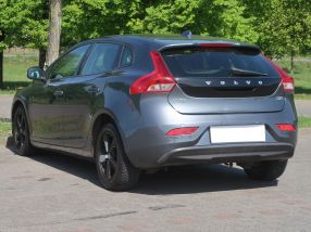 Volvo V40 - 2013
