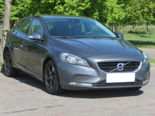 Volvo V40 2013
