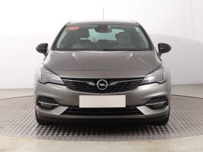 Opel Astra - 2021