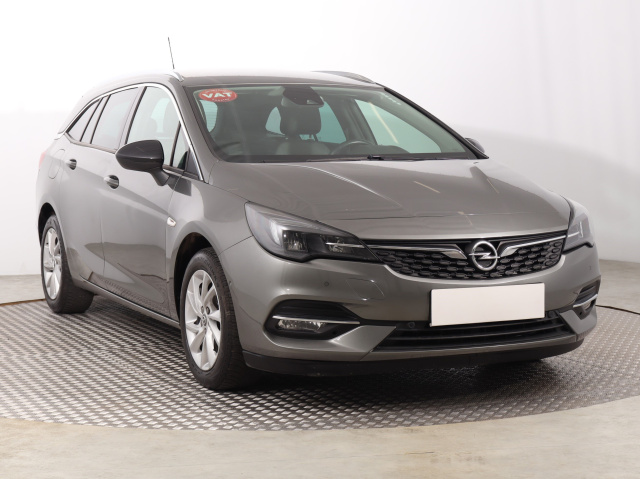 Opel Astra 2021