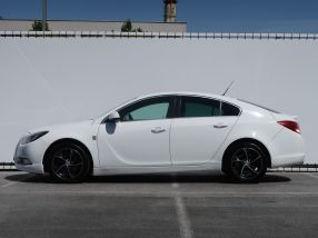 Opel Insignia - 2010