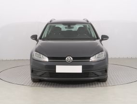 Volkswagen Golf - 2020