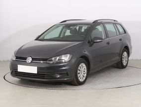 Volkswagen Golf - 2020