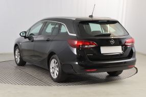 Opel Astra - 2021