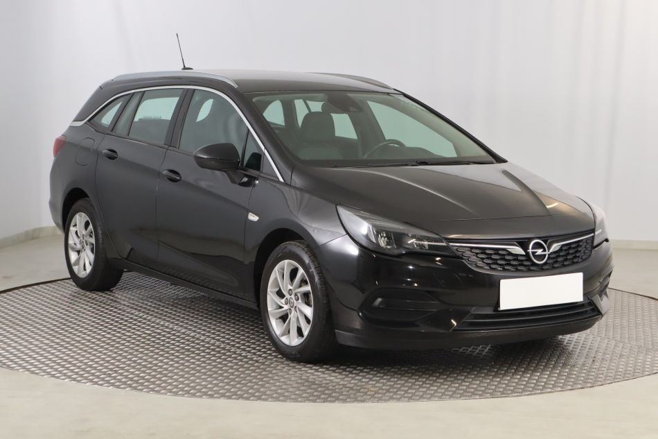 Opel Astra - 2021