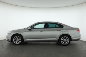 Volkswagen Passat - 2016