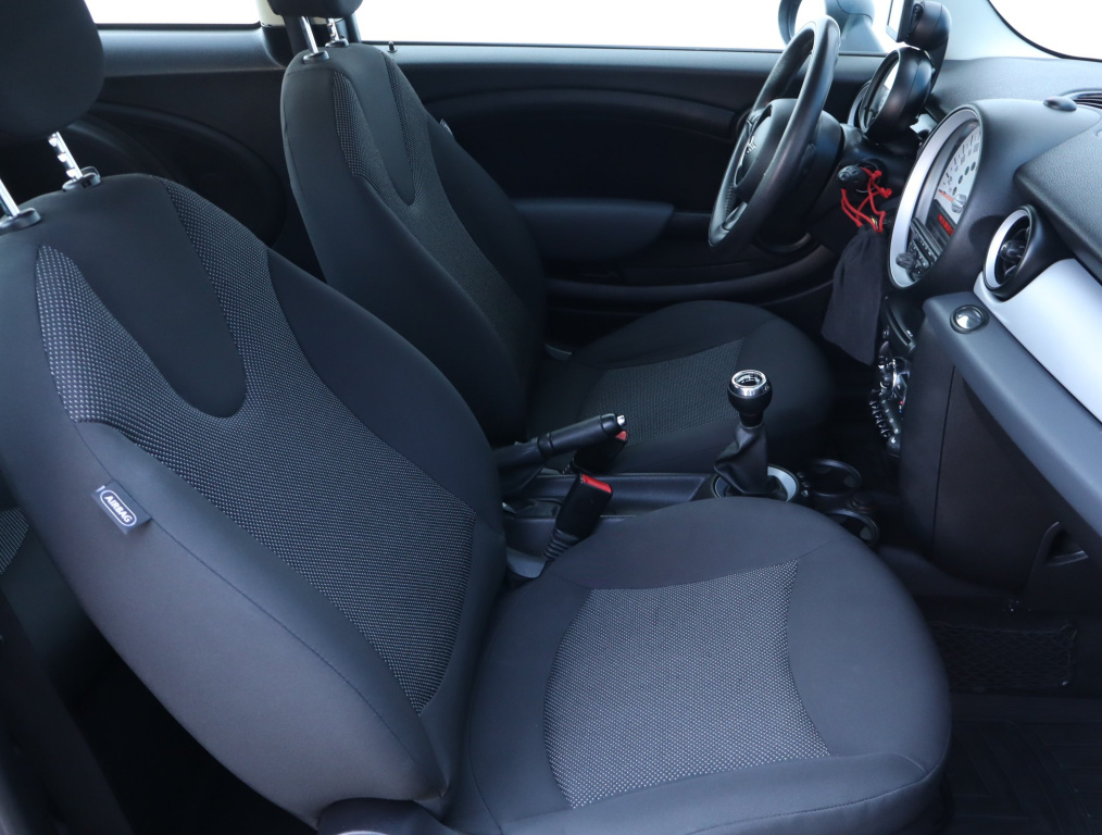 MINI 3-door