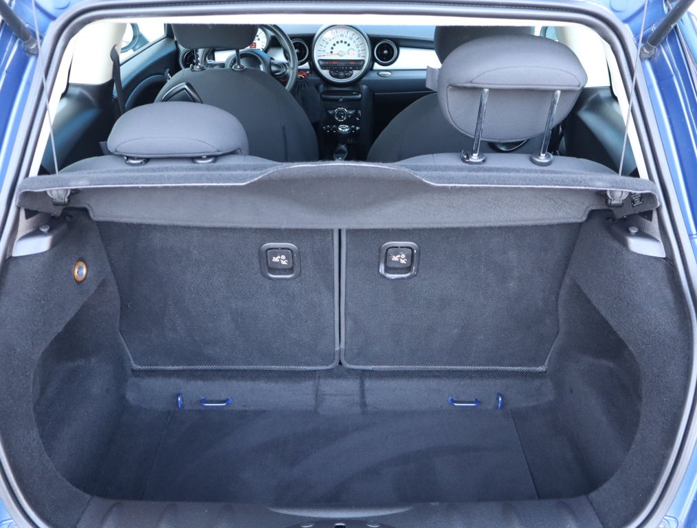 MINI 3-door