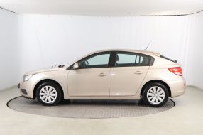 Chevrolet Cruze - 2011