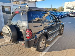 Jeep Cherokee - 2006