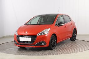 Peugeot 208 - 2015